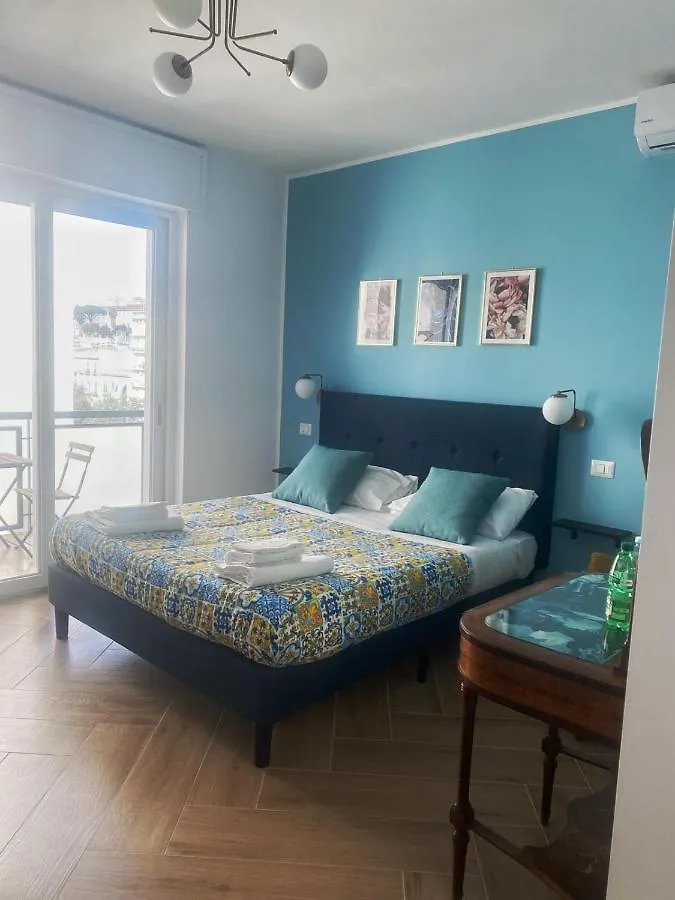 Bed & Breakfast Domus D'Amore Naples Italy