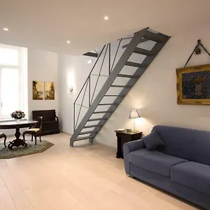 Aparthotel Palazzo D'auria, Napoli